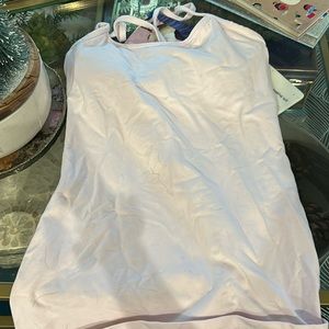 - Light pink lululemon tank